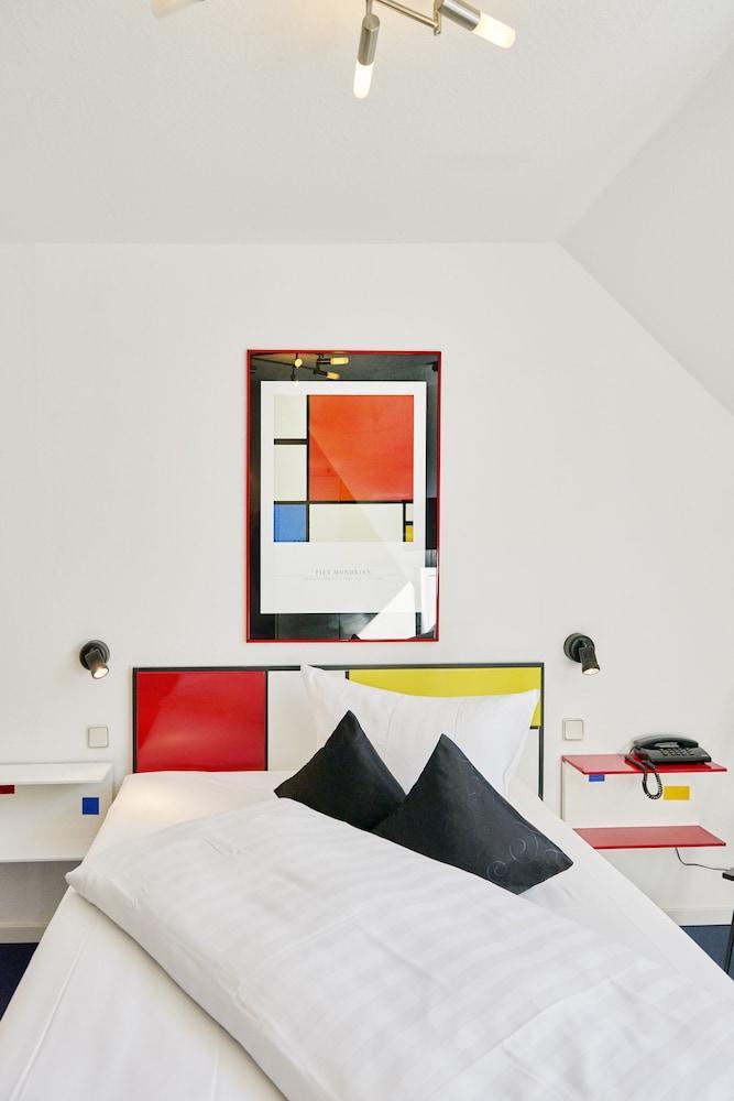 Design-hotel Zur Abtei Hotel 3*